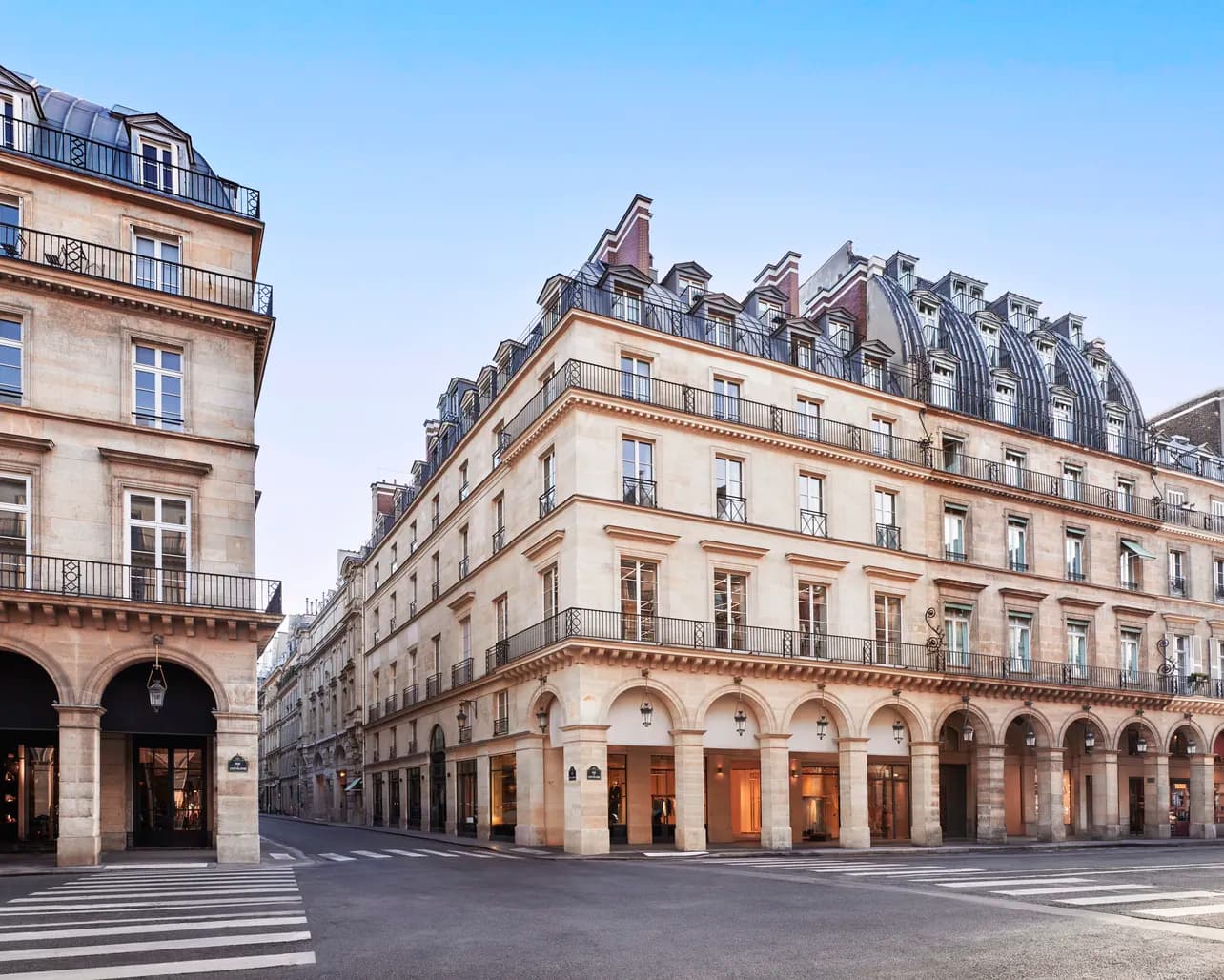 MIMCO prend une participation minoritaire dans l'hôtel Barrière Vendôme via une structure de preferred equity